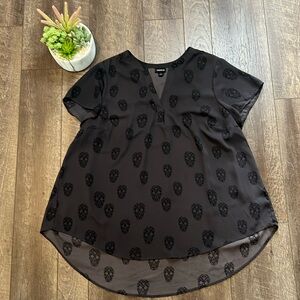 Black Skull Print Women's Top